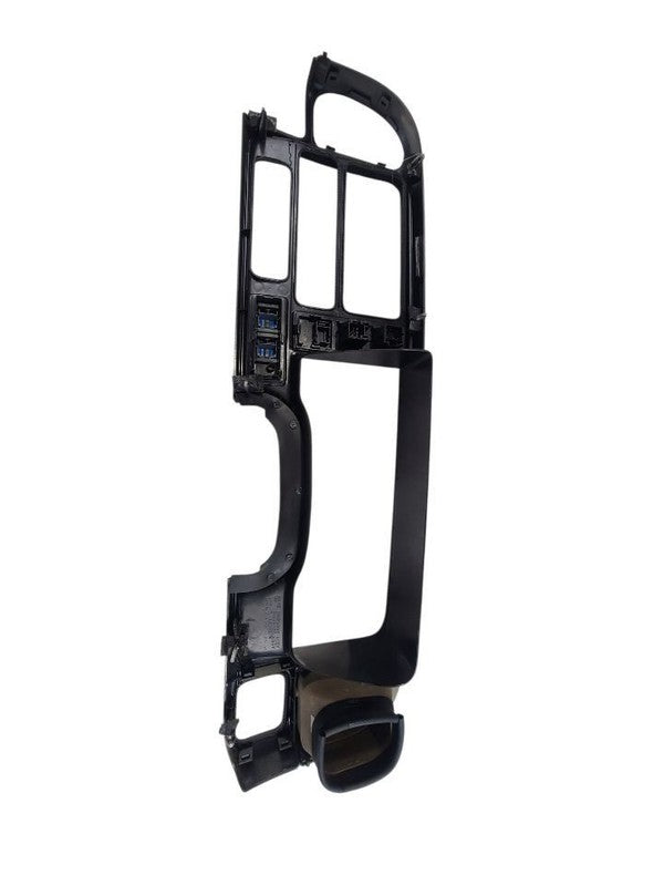 TAHOE     1999 Dash Bezel 669582