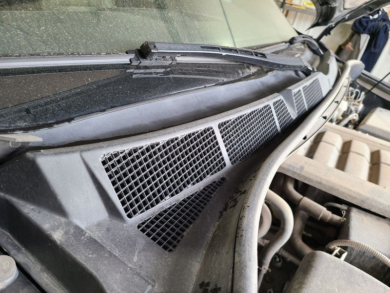 SEQUOIA   2013 Cowl 678163