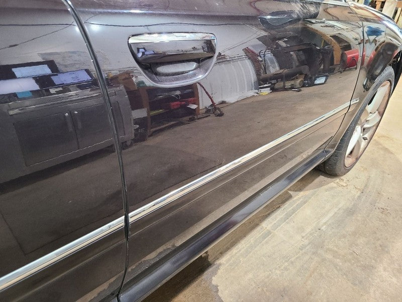 Passenger Front Door With Laminated Glass Opt VW8 Fits 03-10 AUDI A8 6