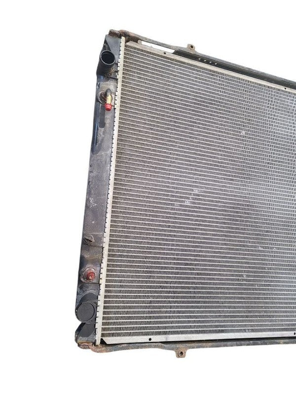 Radiator Fits 96-00 4 RUNNER 621911