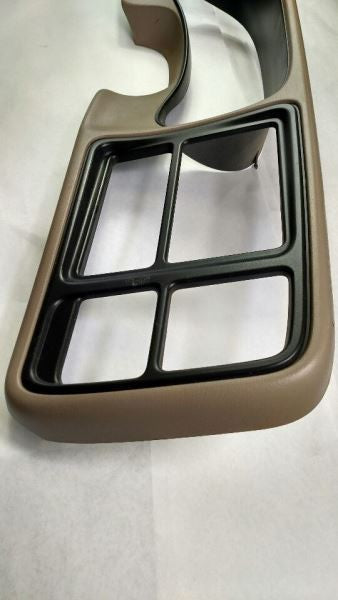 SUBURBN15 2004 Dash Bezel 255399