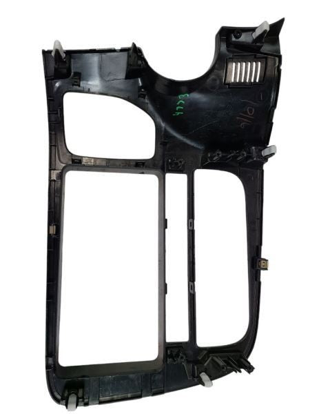 OUTLANDER 2016 Dash Bezel 600809
