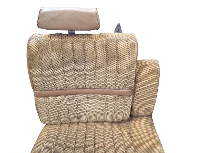 OLDS-SW   1988 Front Seat 677784