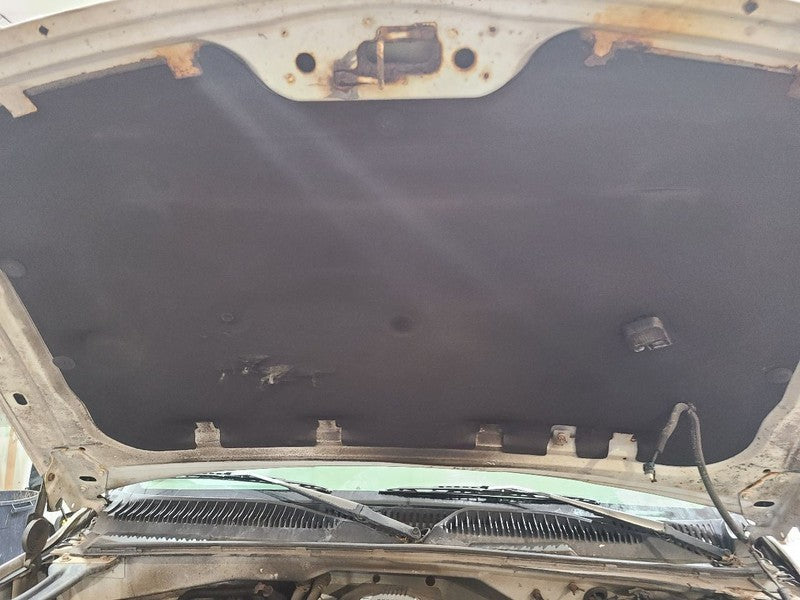 Hood Fits 00-06 SUBURBAN 1500 662544