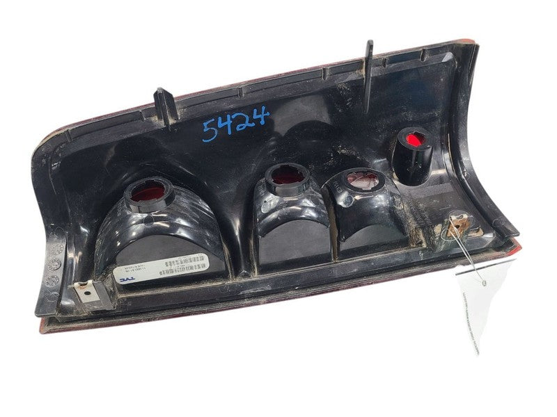 Driver Left Tail Light Fleetside Fits 03 SILVERADO 1500 PICKUP 660623