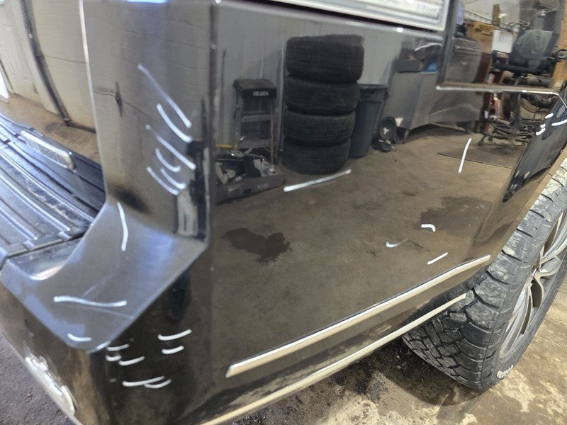 Rear Bumper Park Assist With Sensor Holes In Cover Fits 09-17 NAVIGATO