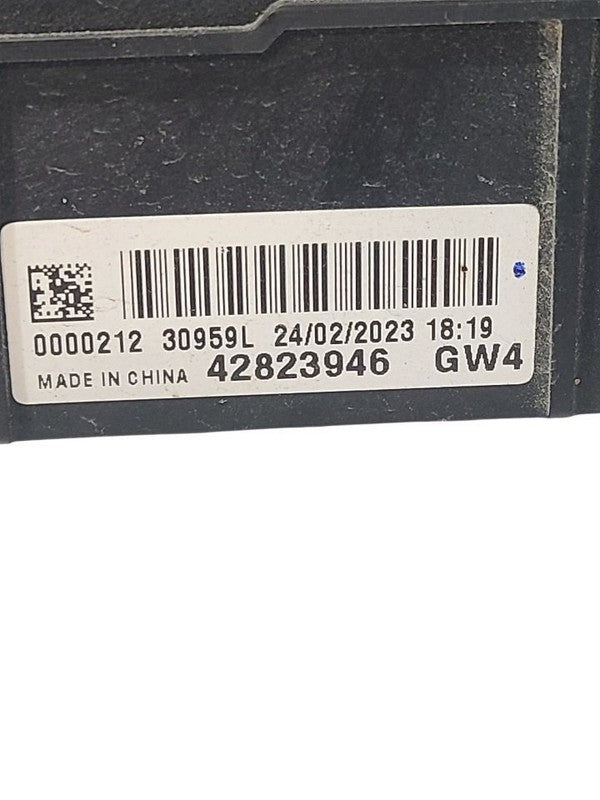 Fuse Box Engine L3T With Tow Package Opt V92 Fits 23-25 TRAILBLAZER 65