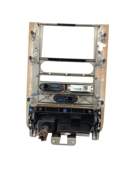 NAVIGATOR 2012 Dash Bezel 590817