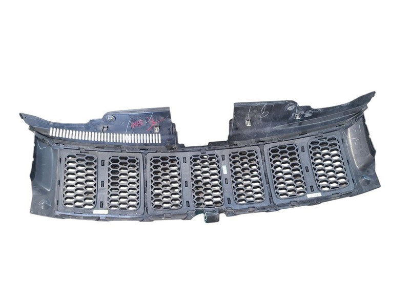 Grille Overland VIN C 7th Digit Upper Fits 14-16 GRAND CHEROKEE 667415
