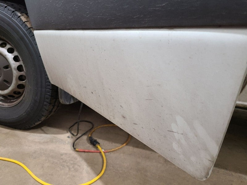 Driver Left Front Door Fits 19-22 MERCEDES SPRINTER 1500 672034