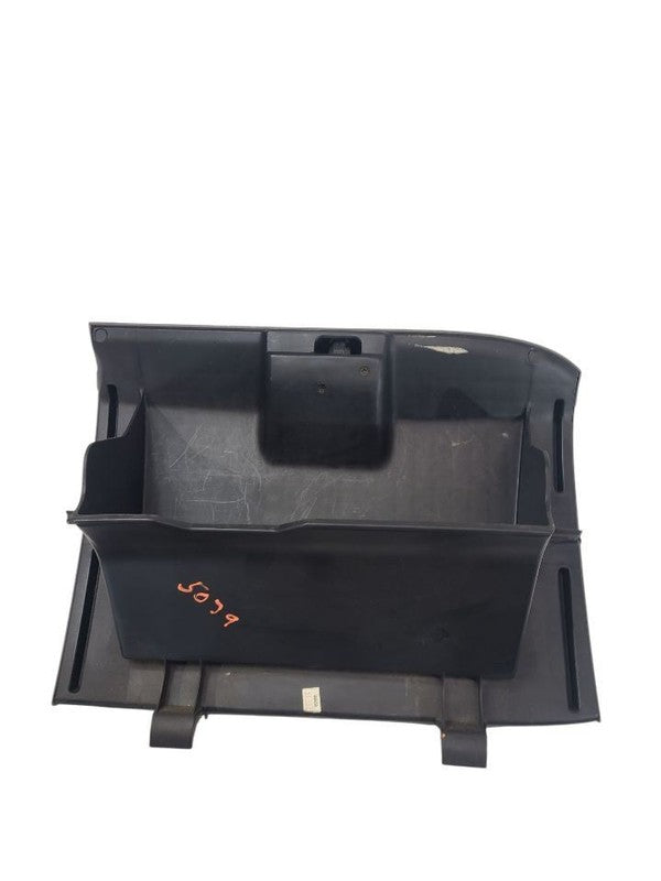 SEQUOIA   2003 Glove Box 631805
