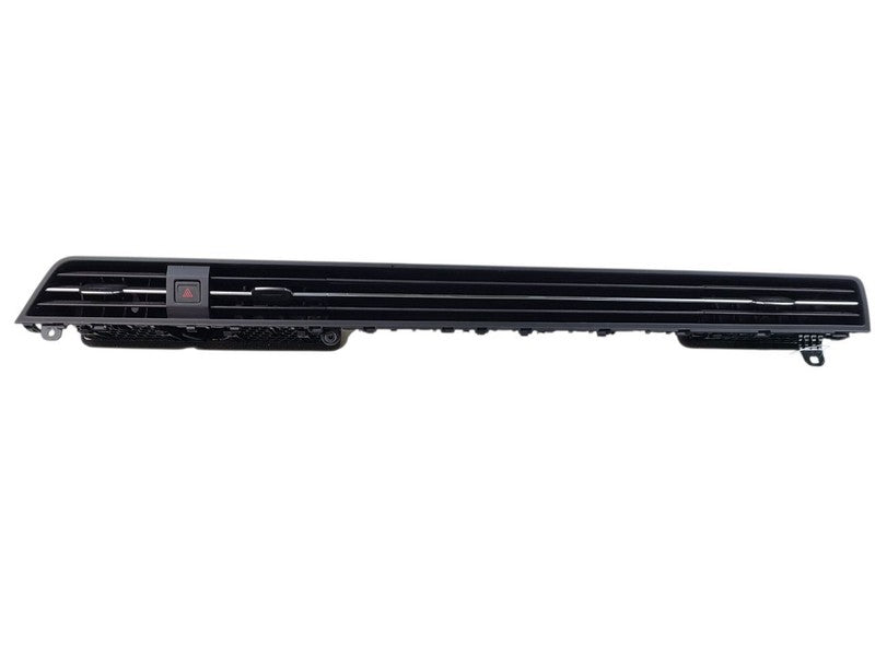 PASSAT    2022 Dash Bezel 648800