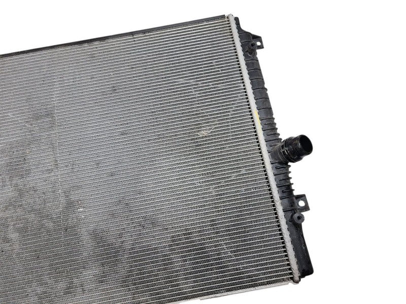 Radiator Fits 14-22 PASSAT 637959