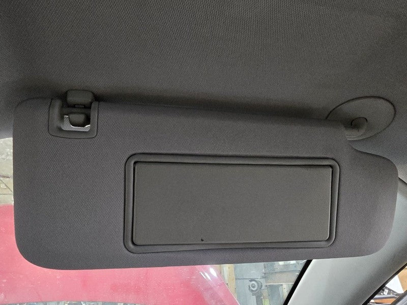 Passenger Right Sun Visor With Illuminated Fits 16-23 MALIBU 620100