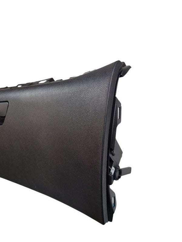 FUSION    2019 Glove Box 636113