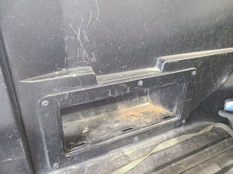 Pickup Box 5' 0" Short Box With Fender Flare Fits 16-23 TACOMA 672336