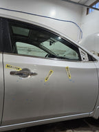 Passenger Right Front Door Electric Fits 16-19 SENTRA 606441