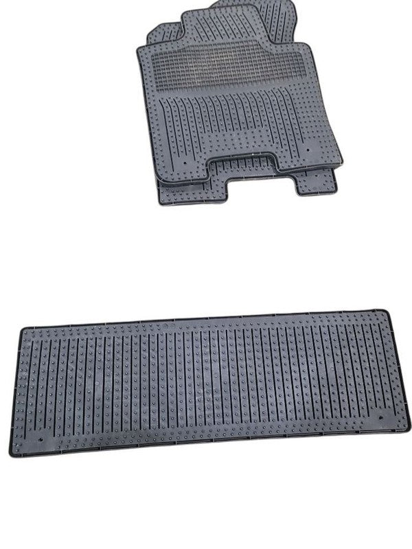 QX80      2017 Floor Mat 648062