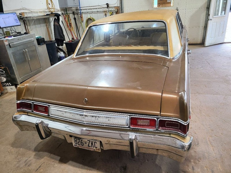 Passenger Right Headlight Door/Cover Fits 75-76 DART 668116