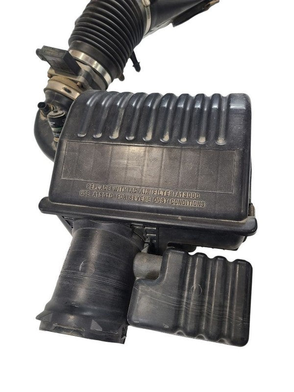 Air Cleaner 5.7L Fits 96-00 CHEVROLET 2500 PICKUP 664345