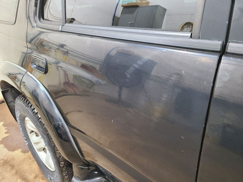 Passenger Rear Side Door SR5 Privacy Tint Glass Fits 00-02 4 RUNNER 67