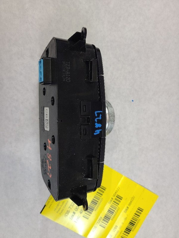 Audio Equipment Radio Controller Below Radio Fits 15-18 TLX 605933