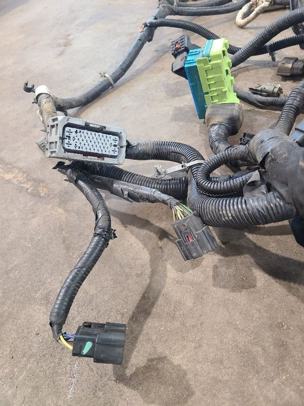YUKON     2015 Engine Wire Harness 669691