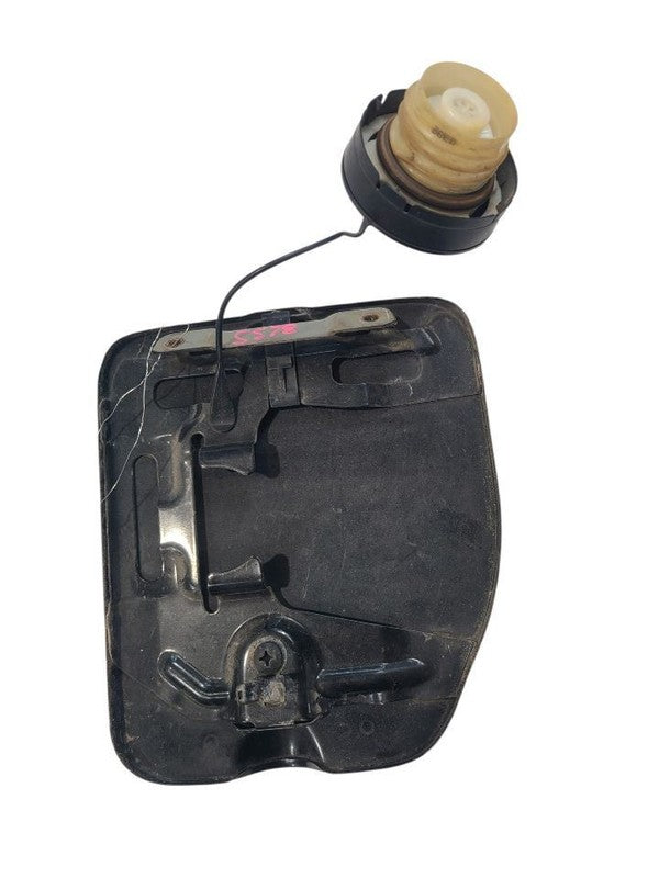 TACOMA    2002 Fuel Filler Door 670592