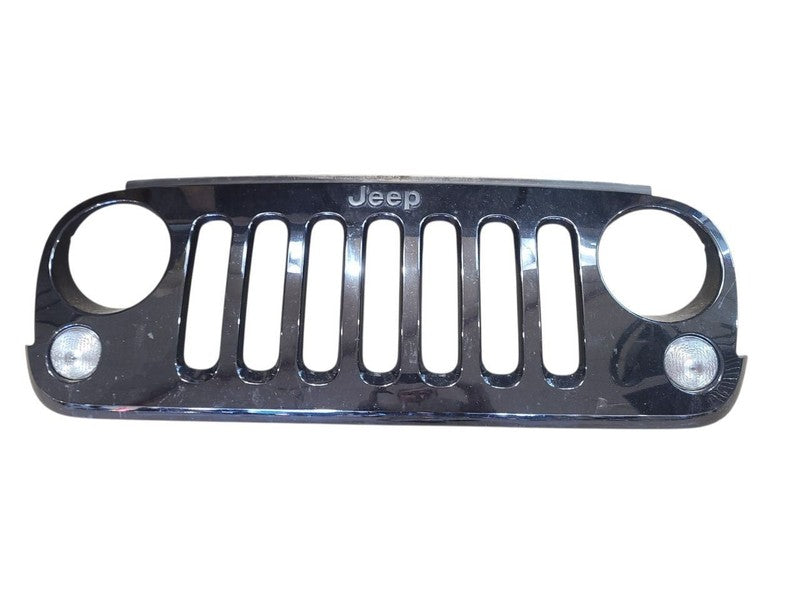 Grille VIN W 6th Digit Jk Body With Grille Inserts Fits 14-18 WRANGLER