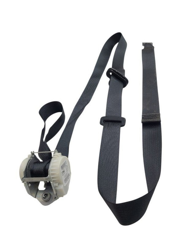 RAM3500   2023 Seat Belt Rear 677880