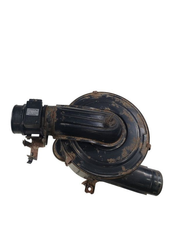 Air Cleaner 4.5L 1FZFE Engine 6 Cylinder Fits 95-98 LAND CRUISER 65798