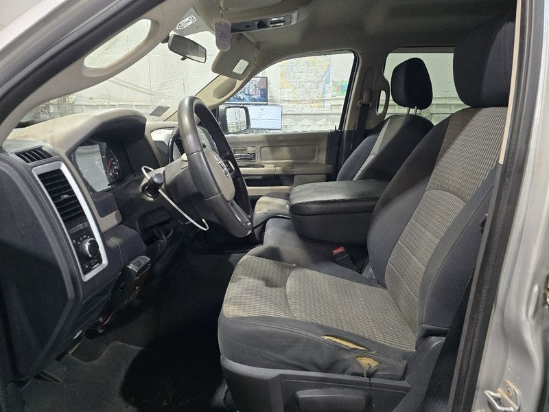 RAM1500   2009 Glove Box 627715