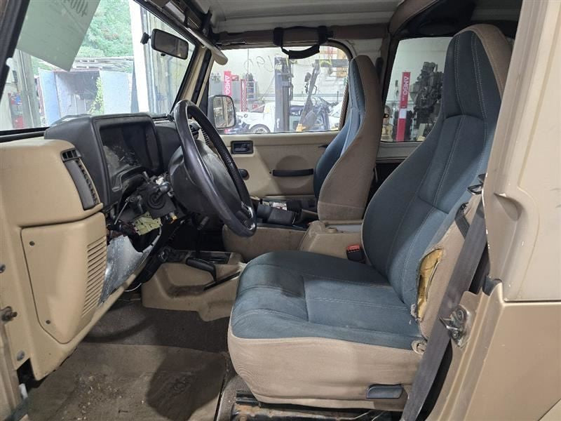 WRANGLER  1999 Seat Belt Front 597061
