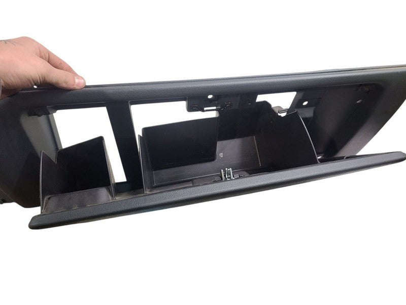 SILVRDO25 2001 Glove Box 646825
