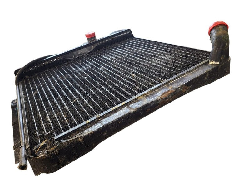 DART      1963 Radiator 671277