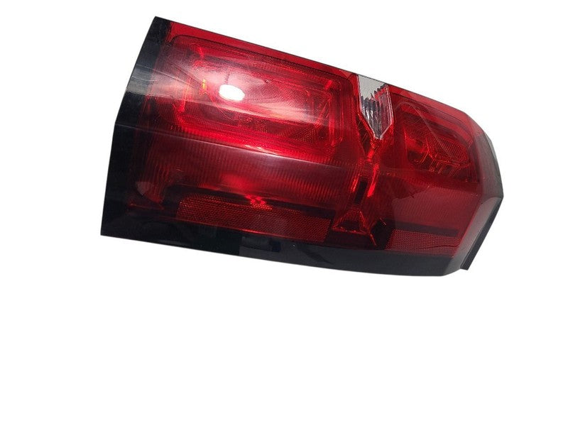 Passenger Right Tail Light Fits 15-20 SUBURBAN 1500 652540