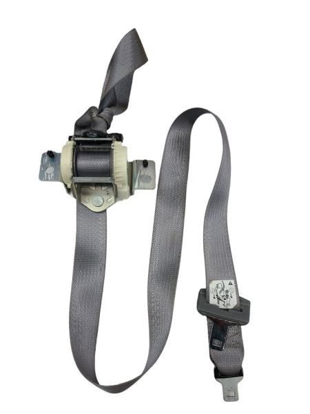 REAR CARAVAN   2010 Center Retractor Seat Belt Rear 569522