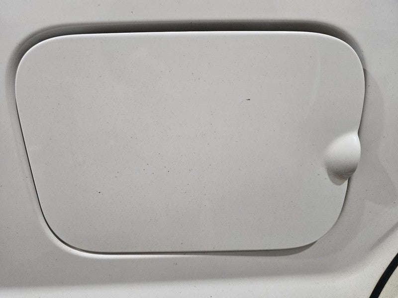 F250SD    2011 Fuel Filler Door 616667