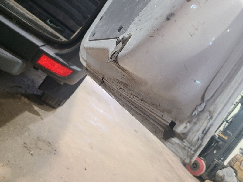 Passenger Rear Back Door Low Roof Fits 10-18 MERCEDES SPRINTER 2500 67