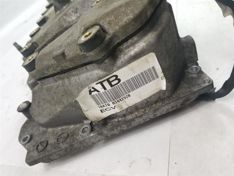 SILVRDO35 2012 Valve Cover 282504