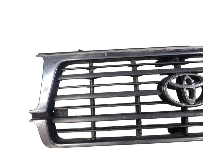 Grille 6 Cylinder Upper Fits 95-98 LAND CRUISER 657918
