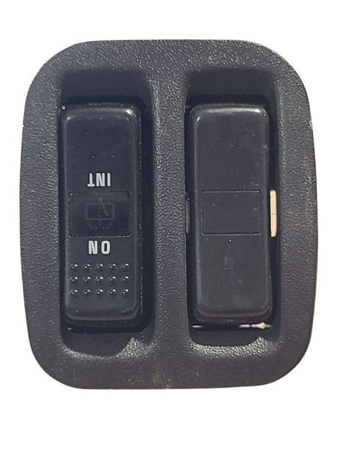 3000GT    1995 Dash/Interior/Seat Switch 647189
