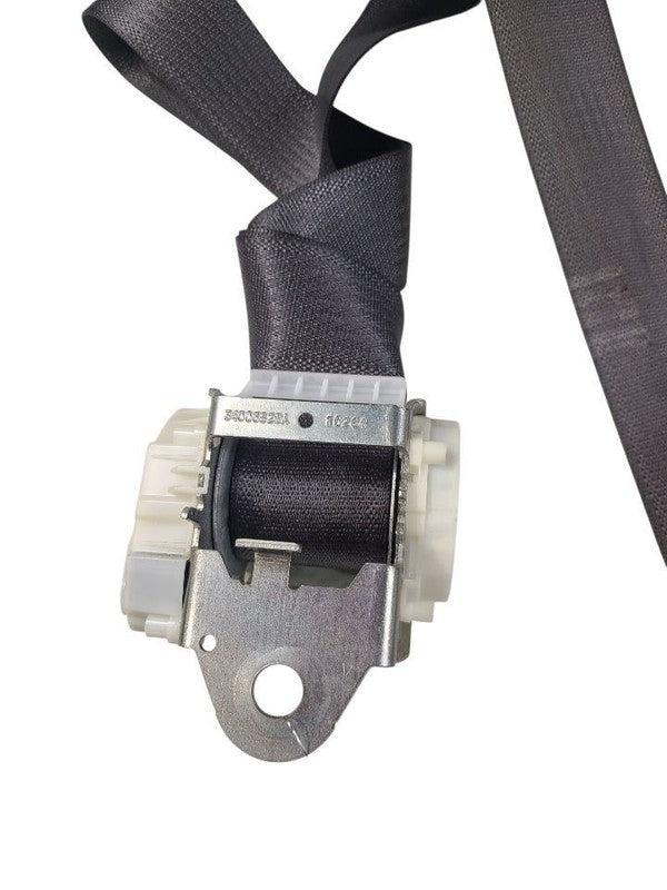 ESCALAESV 2010 Seat Belt Rear 645252