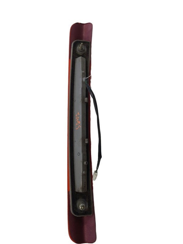 LX470     1999 High Mounted Stop Light 674372