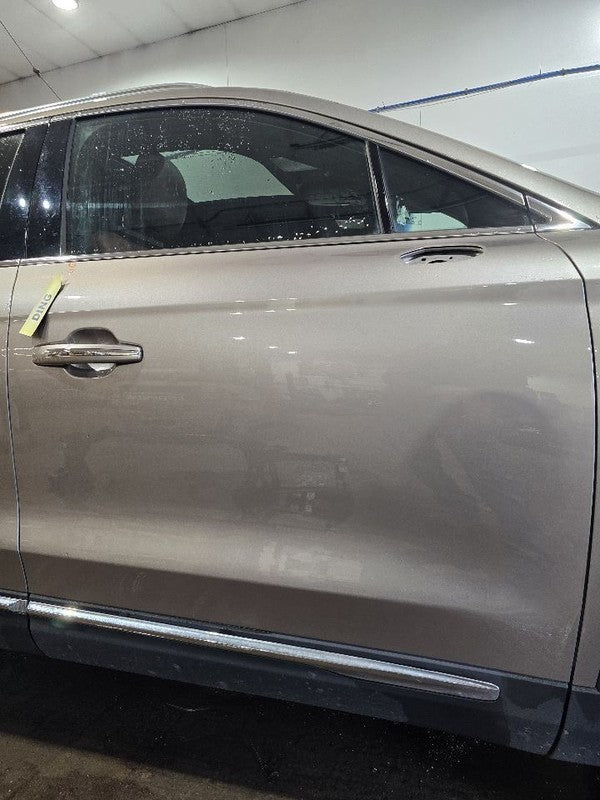 Passenger Right Front Door Fits 16-18 MKX 616870