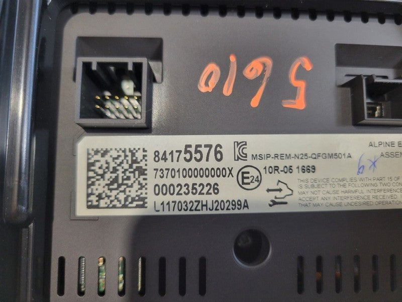 Info-GPS-TV Screen Display Screen Opt IO5 Fits 18 EQUINOX 672433 84175