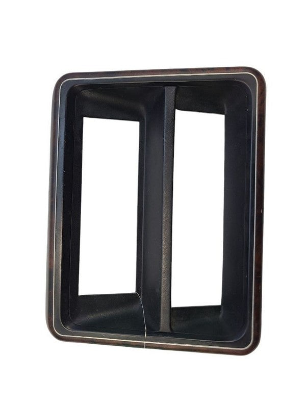 F250      1989 Dash Bezel 680503