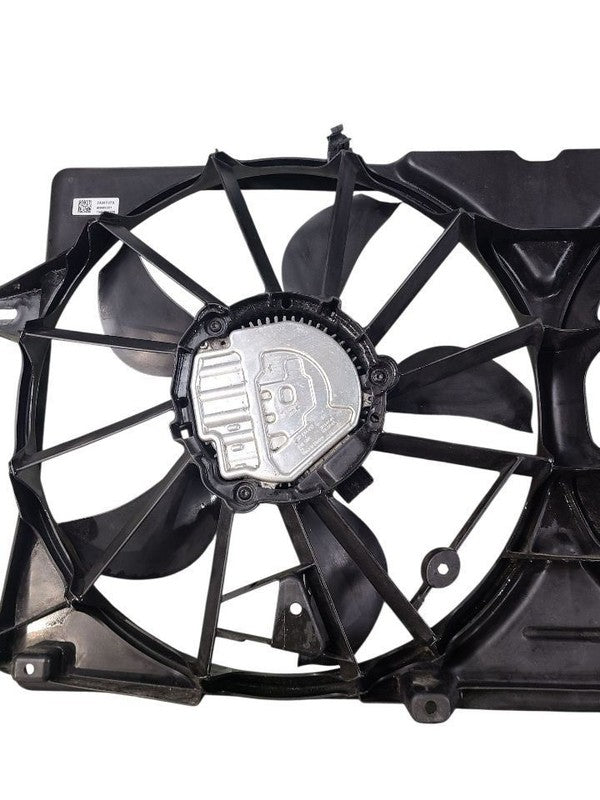 Radiator Fan Motor Fan Assembly Fits 14-21 SILVERADO 1500 PICKUP 64384