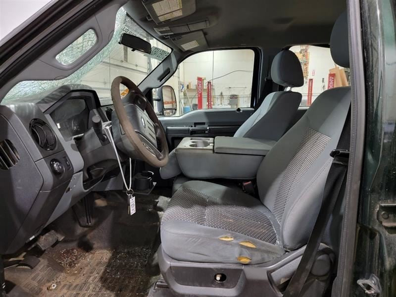 F250SD    2013 Owners Manual 538855