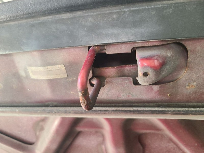 Hood Fits 01-04 TACOMA 680254
